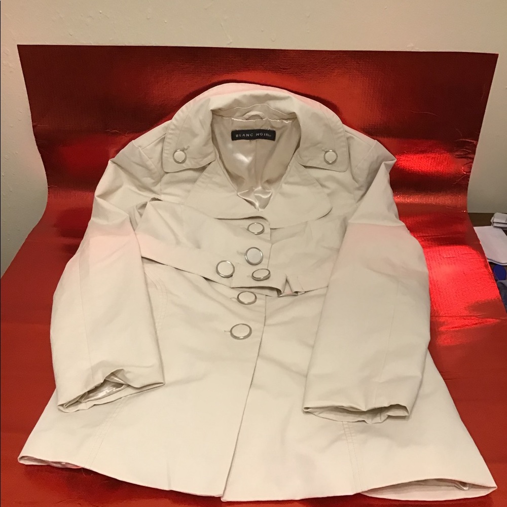 Bland Noir Cream Trench Coat